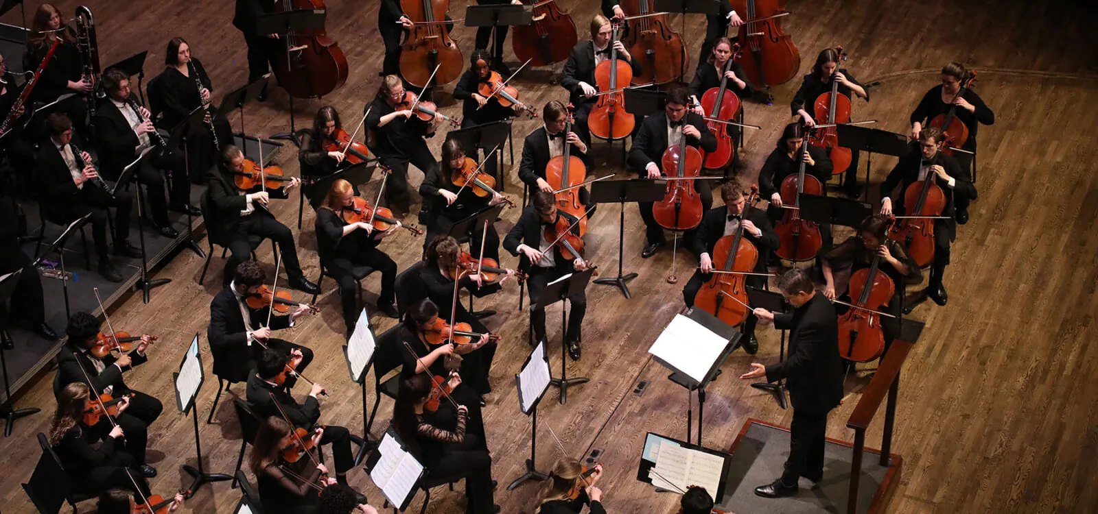 orchestra on stae as seen from above